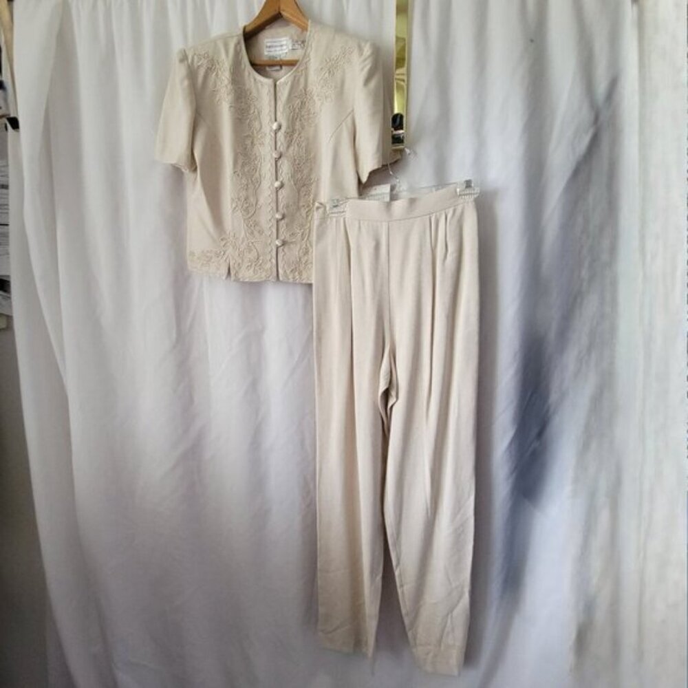 Karin Stevens 2 pc Pantsuit NEW Sz 8 Beige Elegant Jacquard Embroidered Vtg NWT